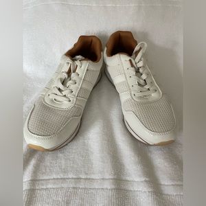 Banana Republic Sneakers